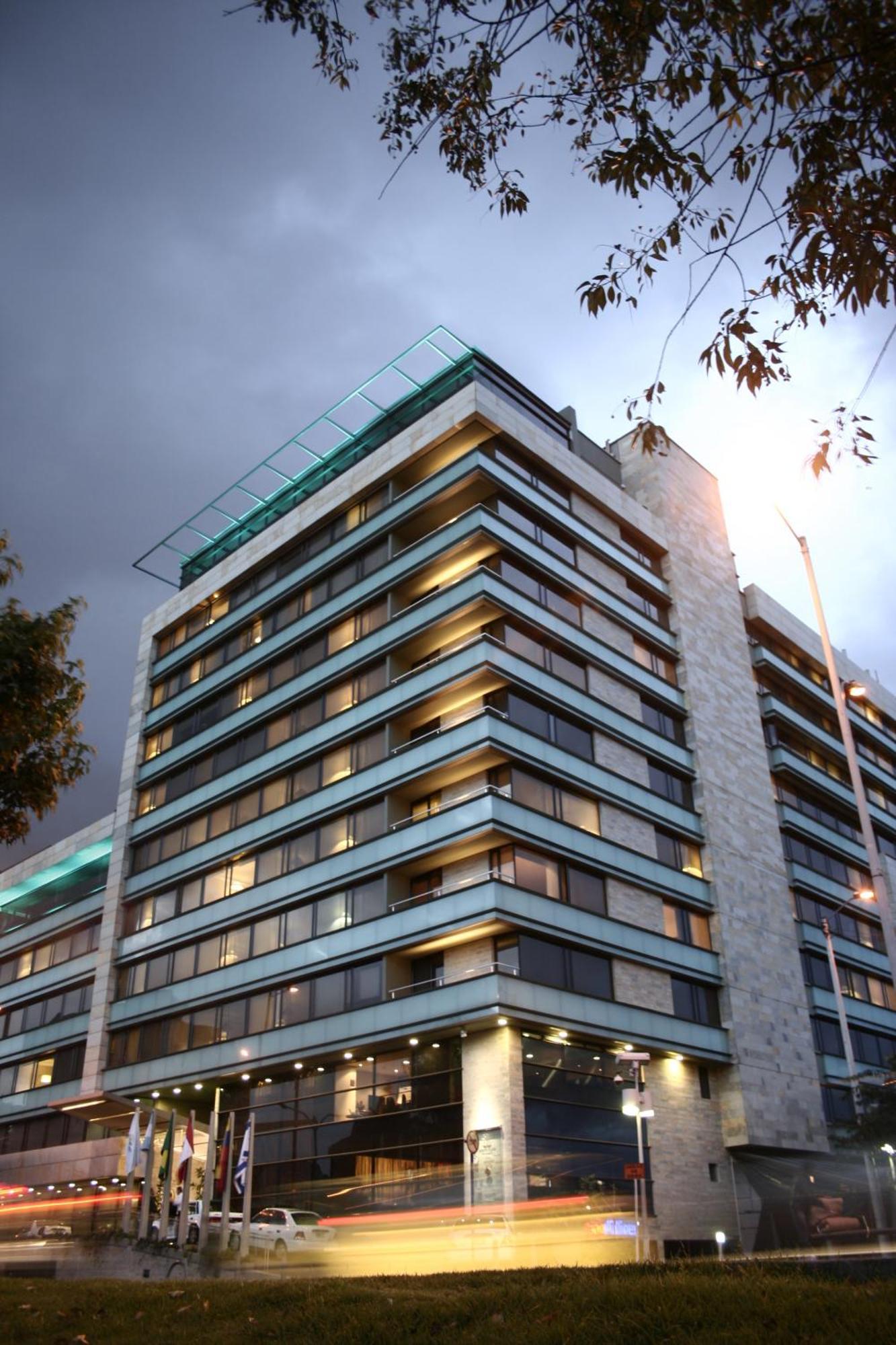 Bogota Plaza Hotel Eksteriør bilde The building of the Academy of Athens